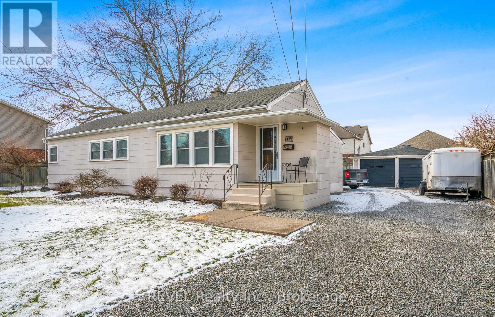 18 VALLEY ROAD