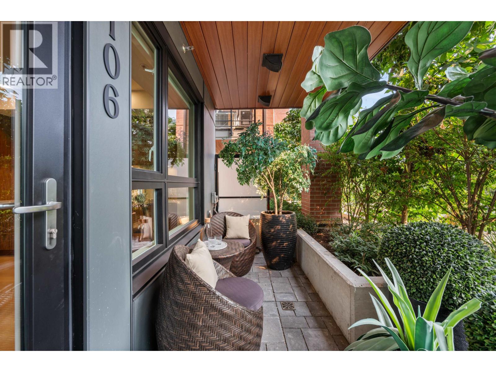 106 2550 GARDEN DRIVE