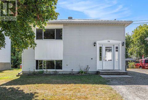 71 STEPHEN STREET Smiths Falls ON K7A1K7