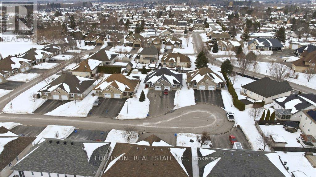 724 DES MERISIERS PLACE