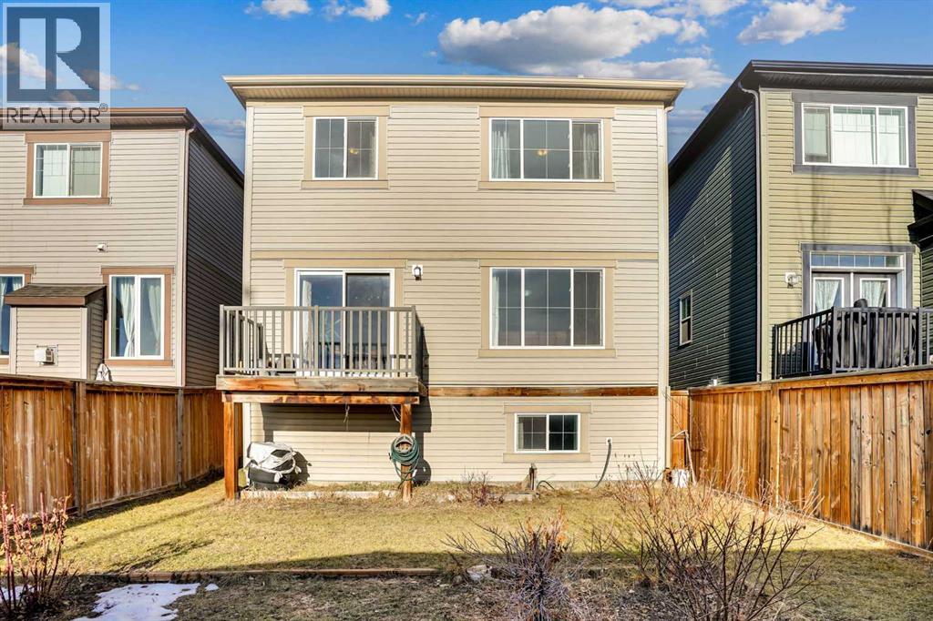 608 Windbrook Heights SW