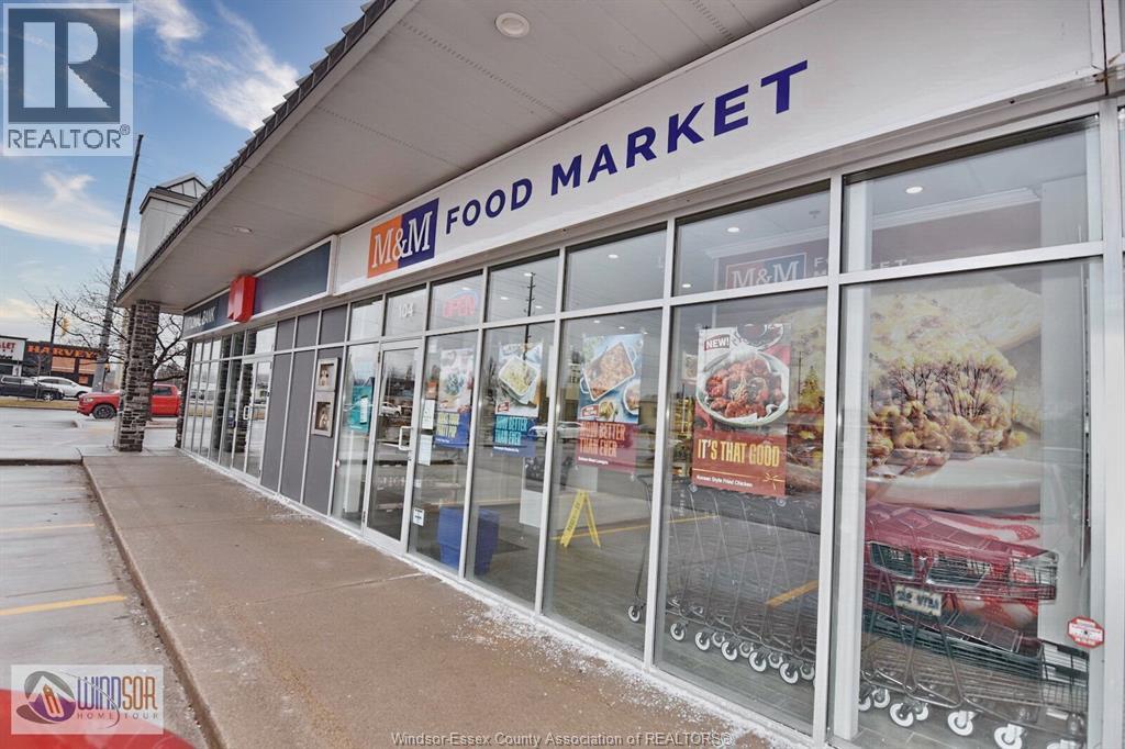 5841 MALDEN - MALDEN CENTRE PLAZA