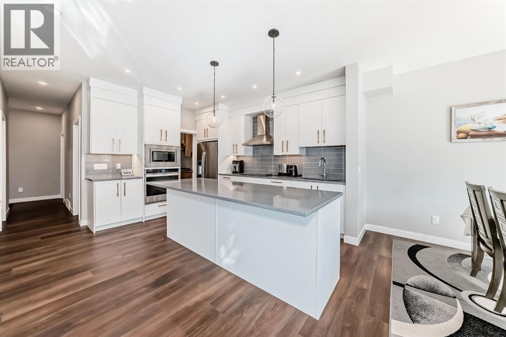 321 Carringvue Place NW