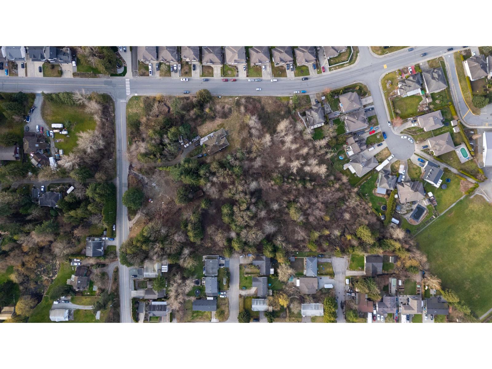 7816 DUNSMUIR STREET