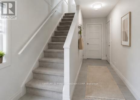 61 - 1040 CORONATION DRIVE