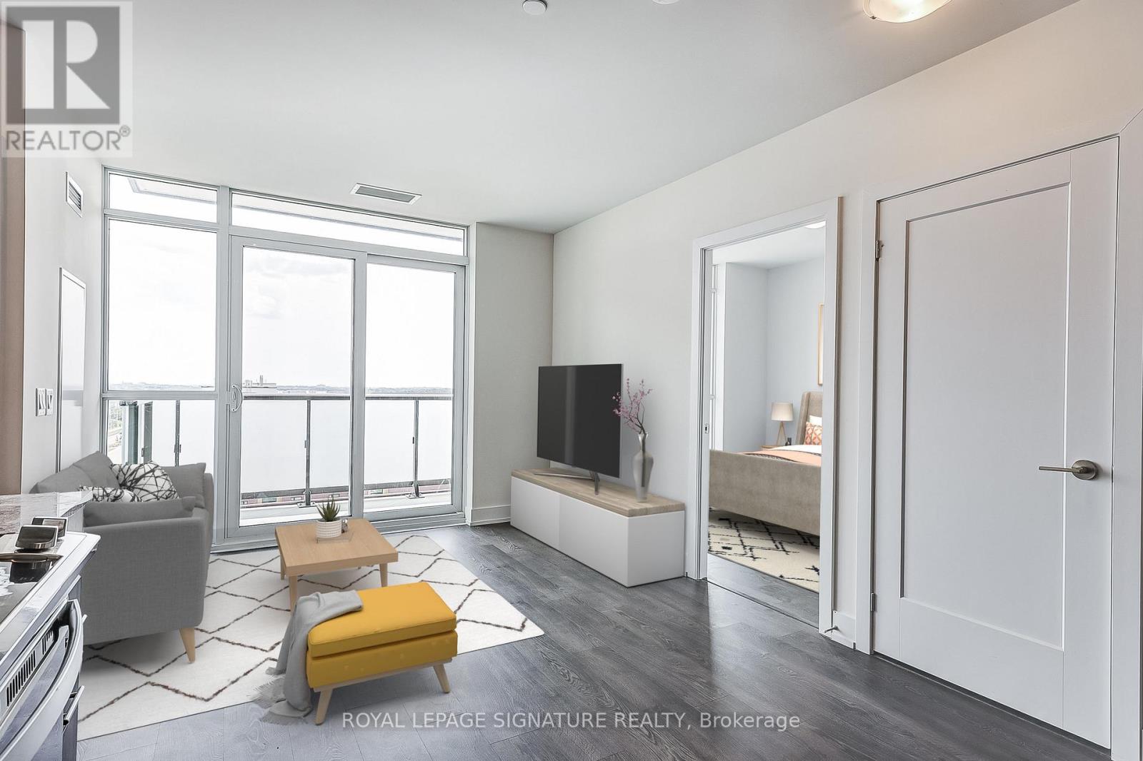 716 - 2550 SIMCOE STREET N