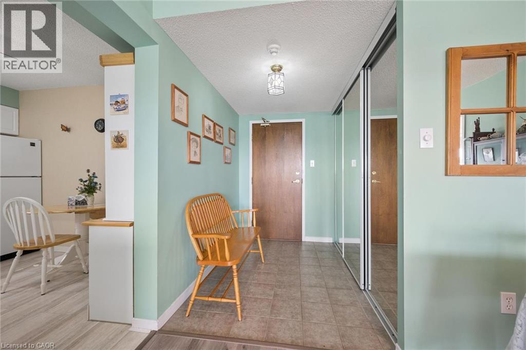 3227 KING Street E Unit# 1112