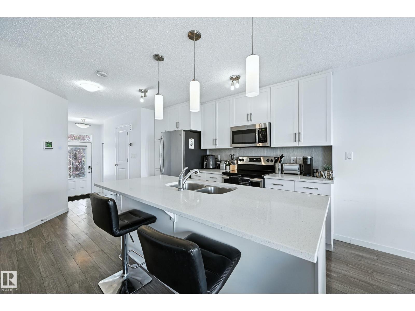 7773 EIFERT CR NW