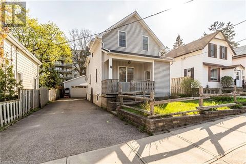 15 HENRY Street Kitchener ON N2G1P4