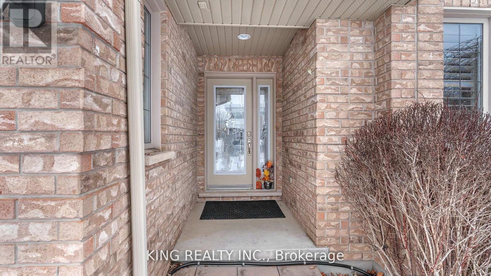 1223 CORONATION DRIVE
