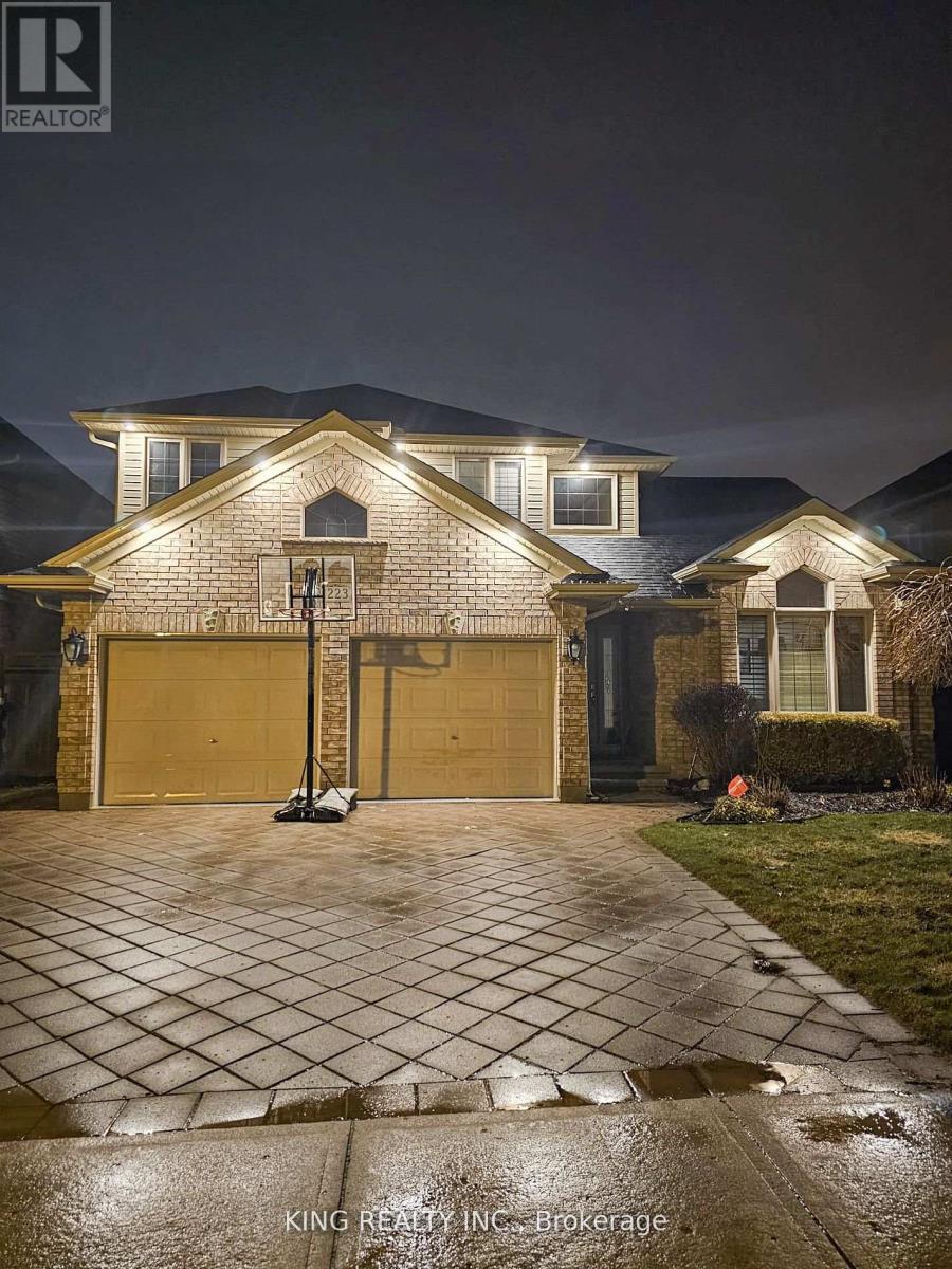 1223 CORONATION DRIVE