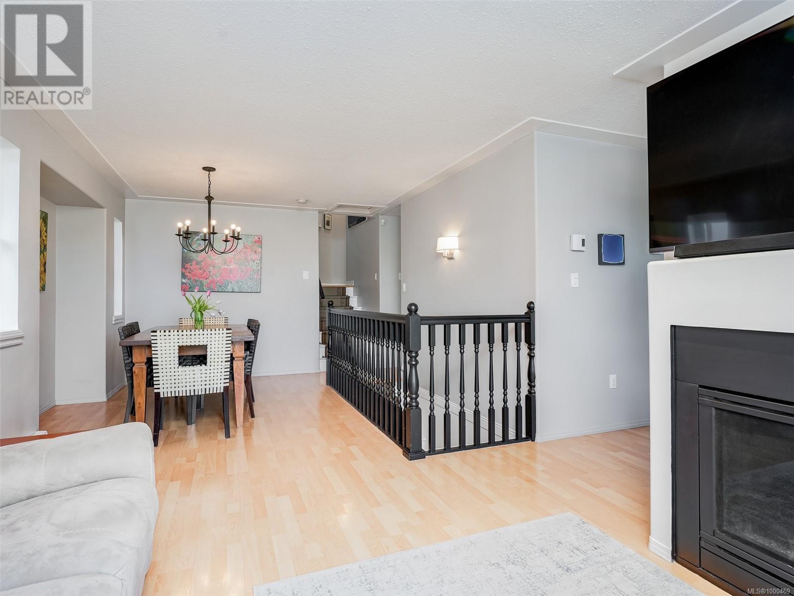 955 Falmouth Rd