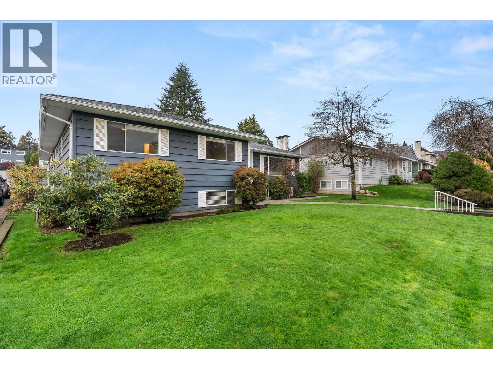 35 COURTNEY CRESCENT