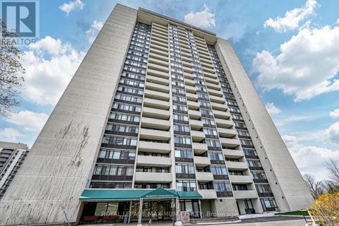 2001 - 3300 DON MILLS ROAD Toronto (Don Valley Village) ON M2J4X7