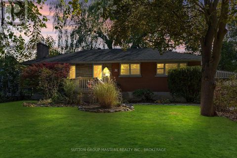 38 WATTS CRESCENT Kingston (Central City West) ON K7M2P3