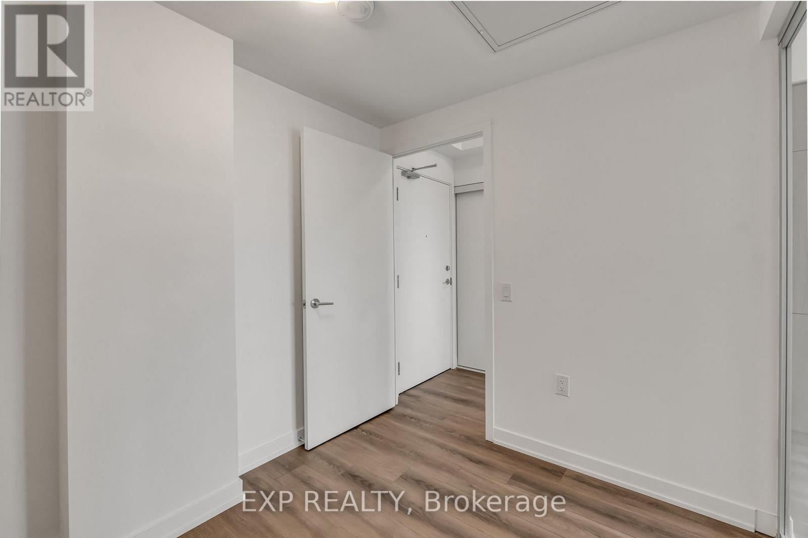 908B - 7437 KINGSTON ROAD