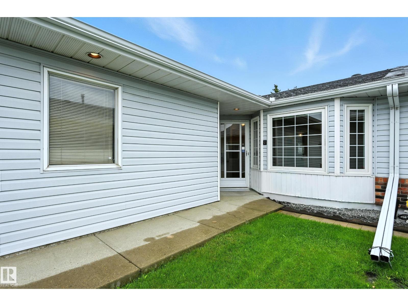 7511 137A AV NW NW