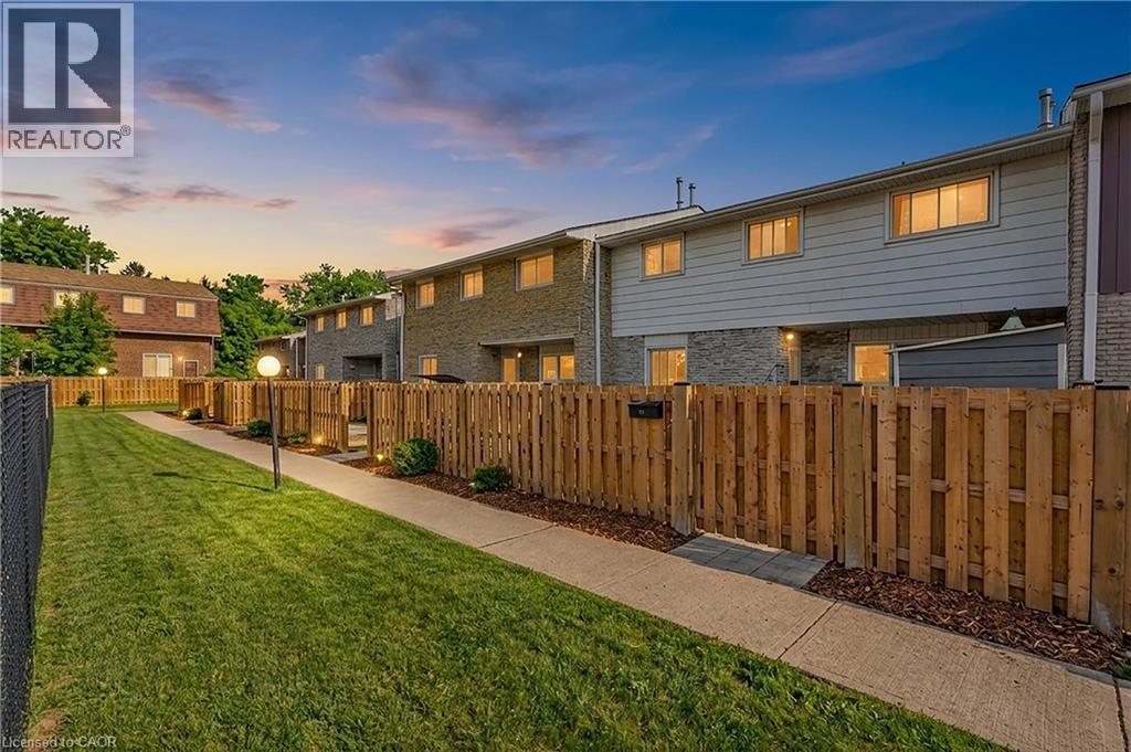 423 WESTWOOD Drive Unit# 43