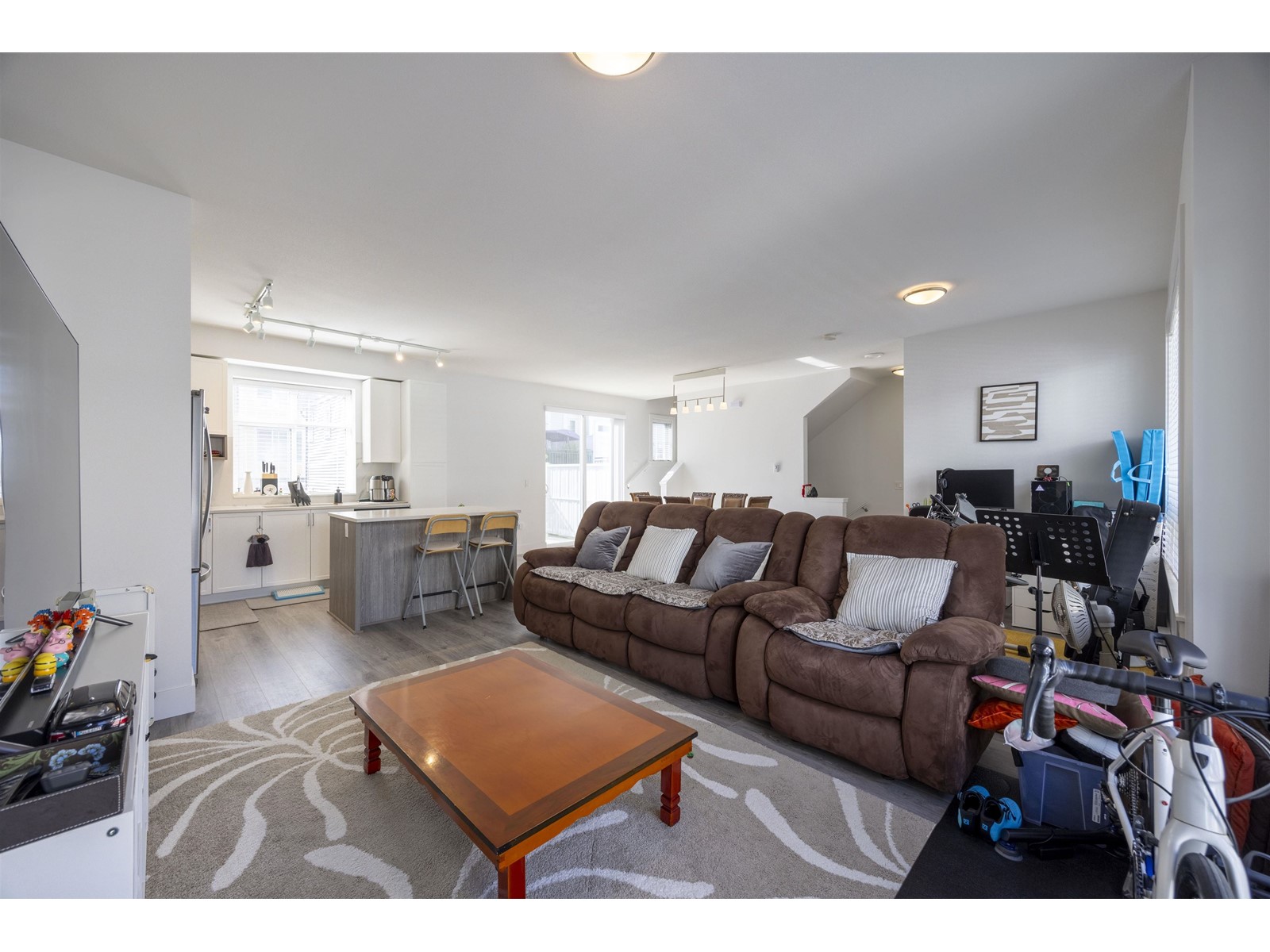 58 9688 162A STREET