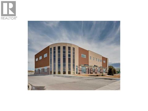 220, 52 Gateway Drive NE Airdrie AB T4B0J6