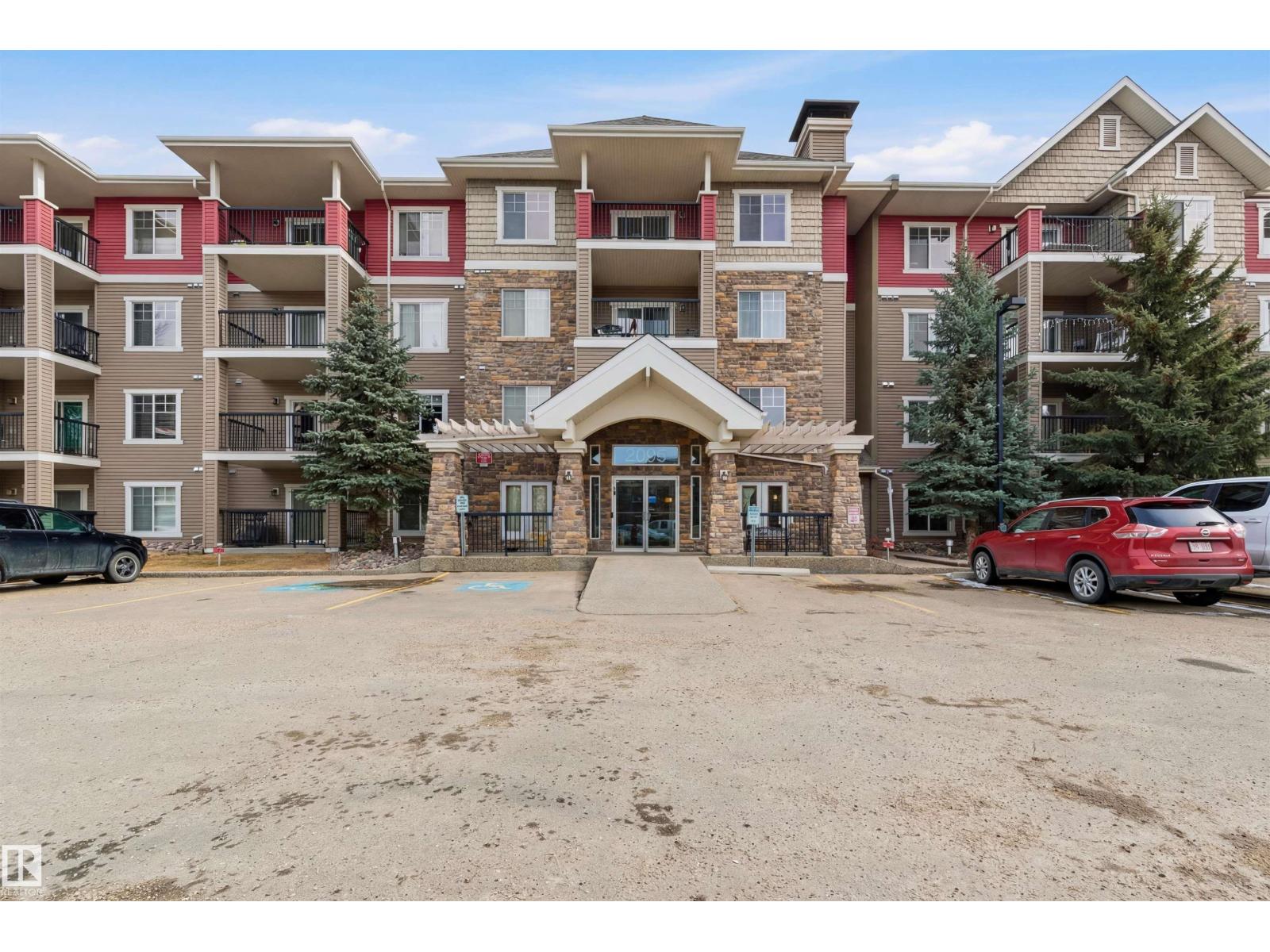 #352 2096 BLACKMUD CREEK DR SW