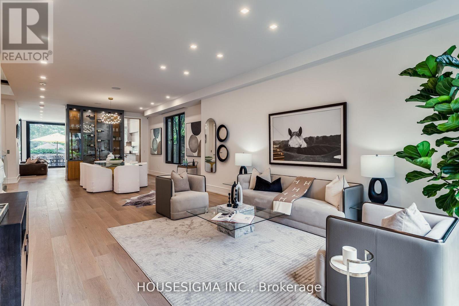 1 DE VERE GARDENS