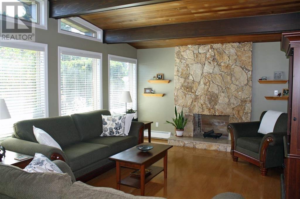 4431 COLCHESTER DRIVE
