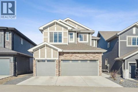 504 Creekrun Lane SW Airdrie AB T4B5J9