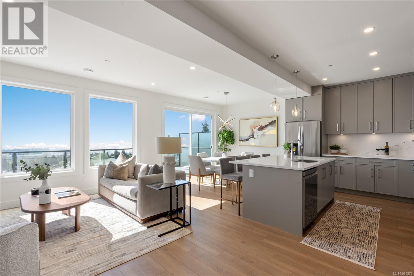 2297 Hudson Terr