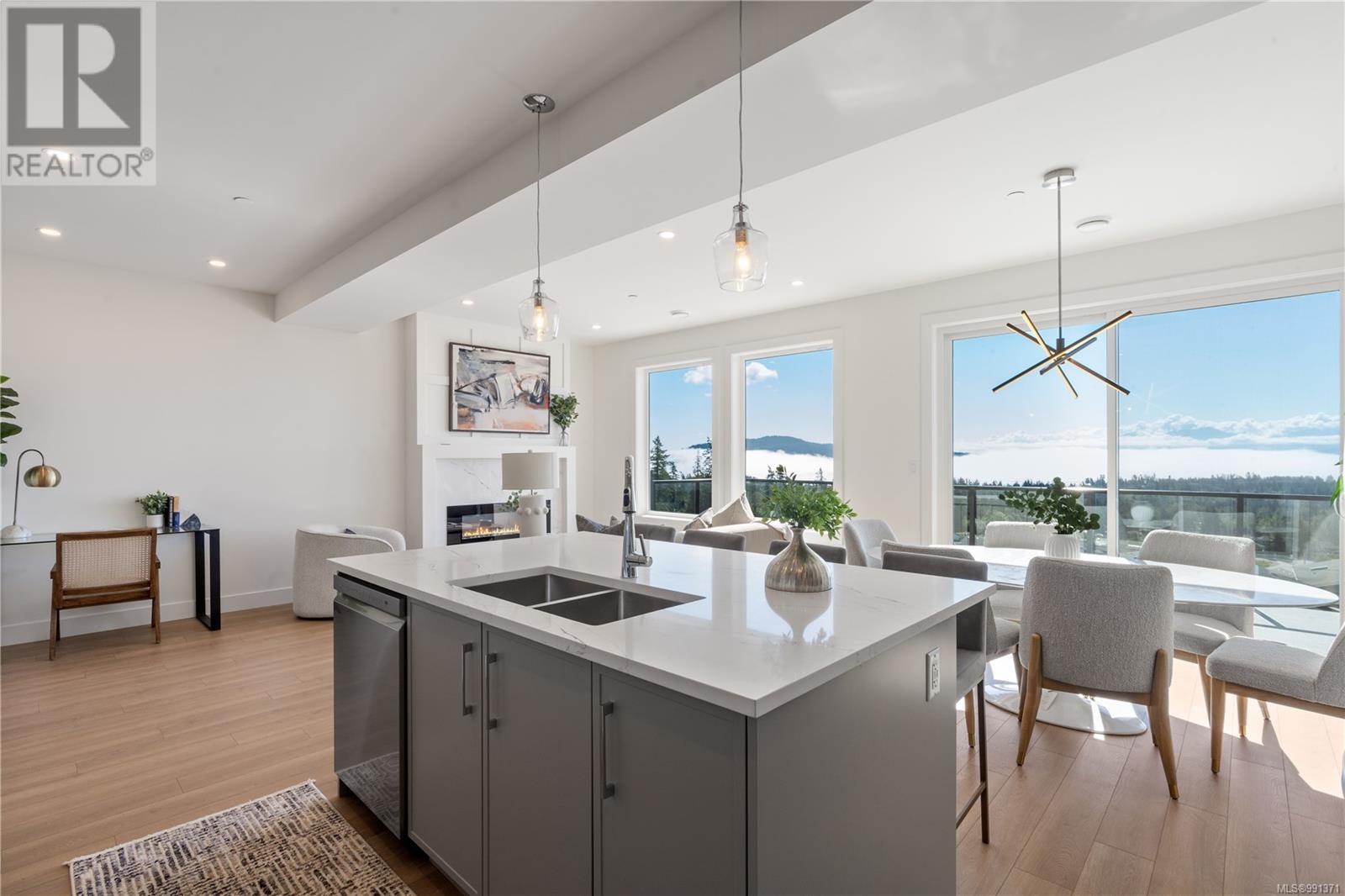 2297 Hudson Terr
