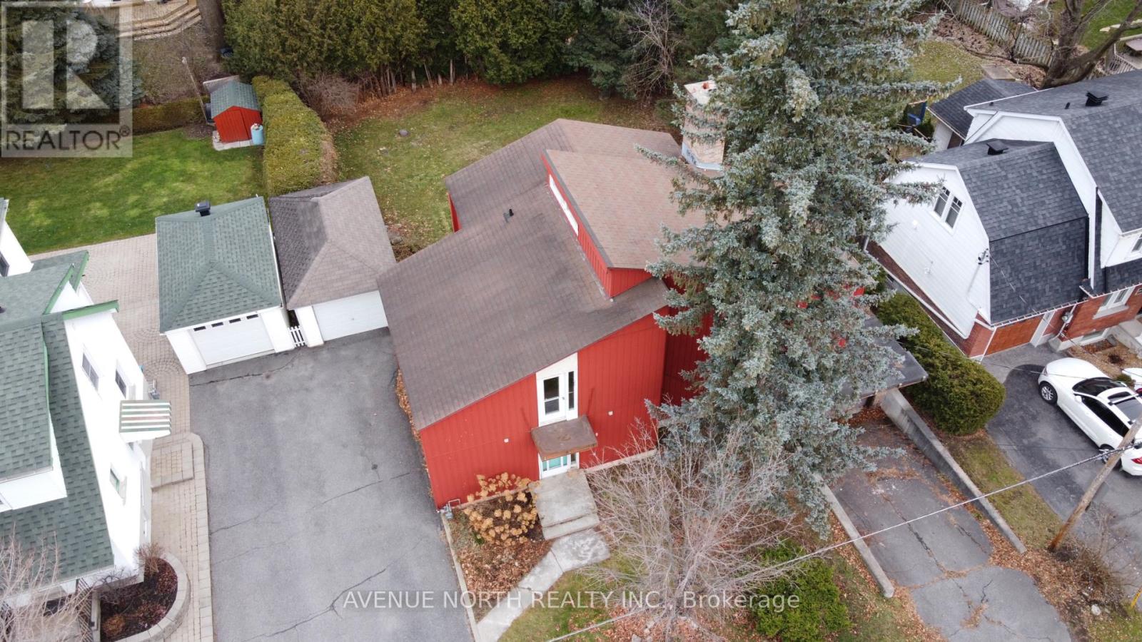 663 BROADVIEW AVENUE