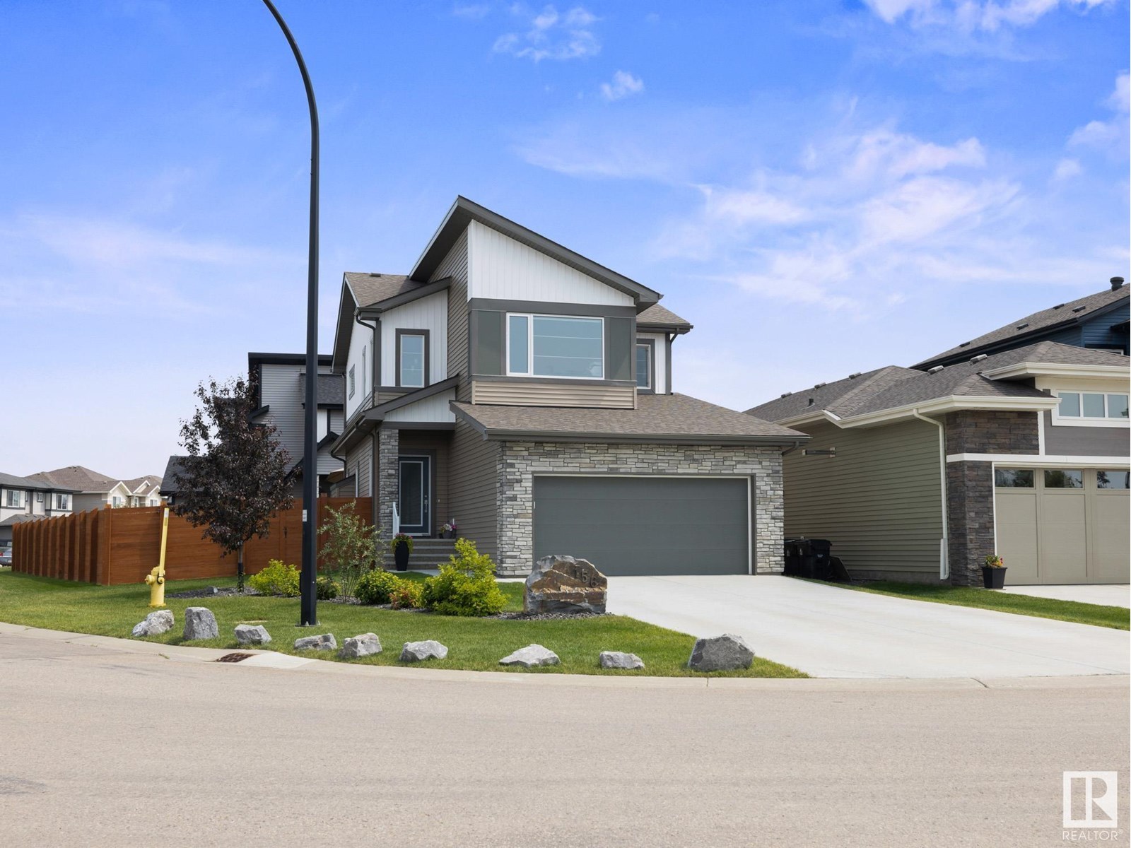 156 KINGSBURY CI