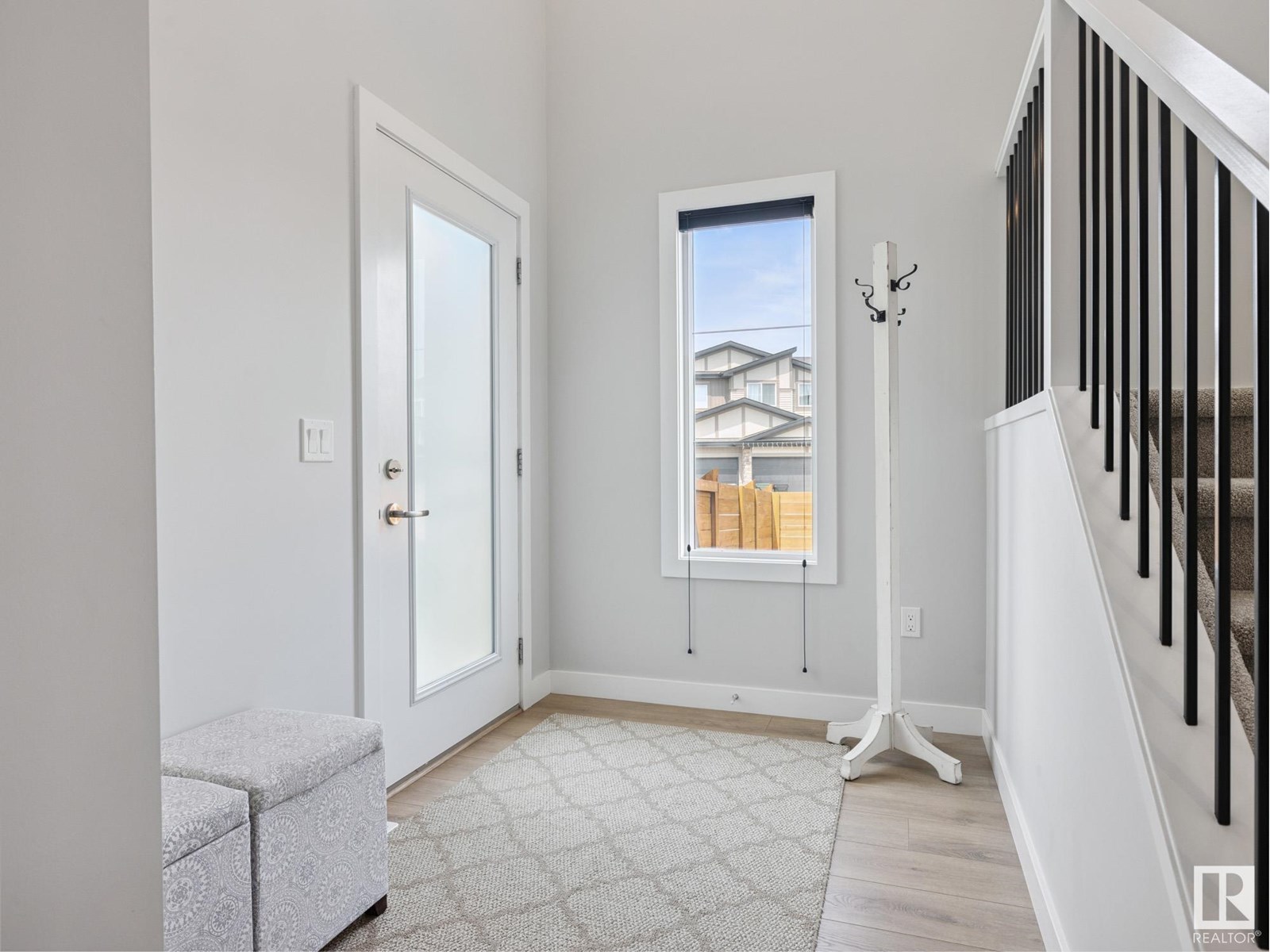 156 KINGSBURY CI