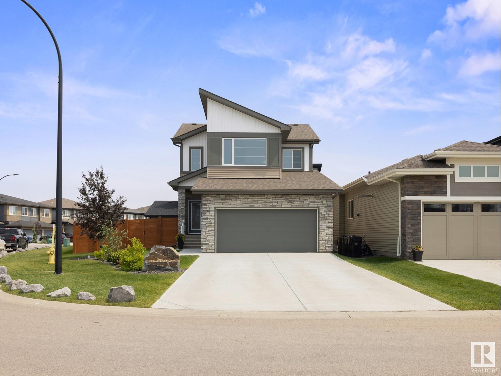156 KINGSBURY CI