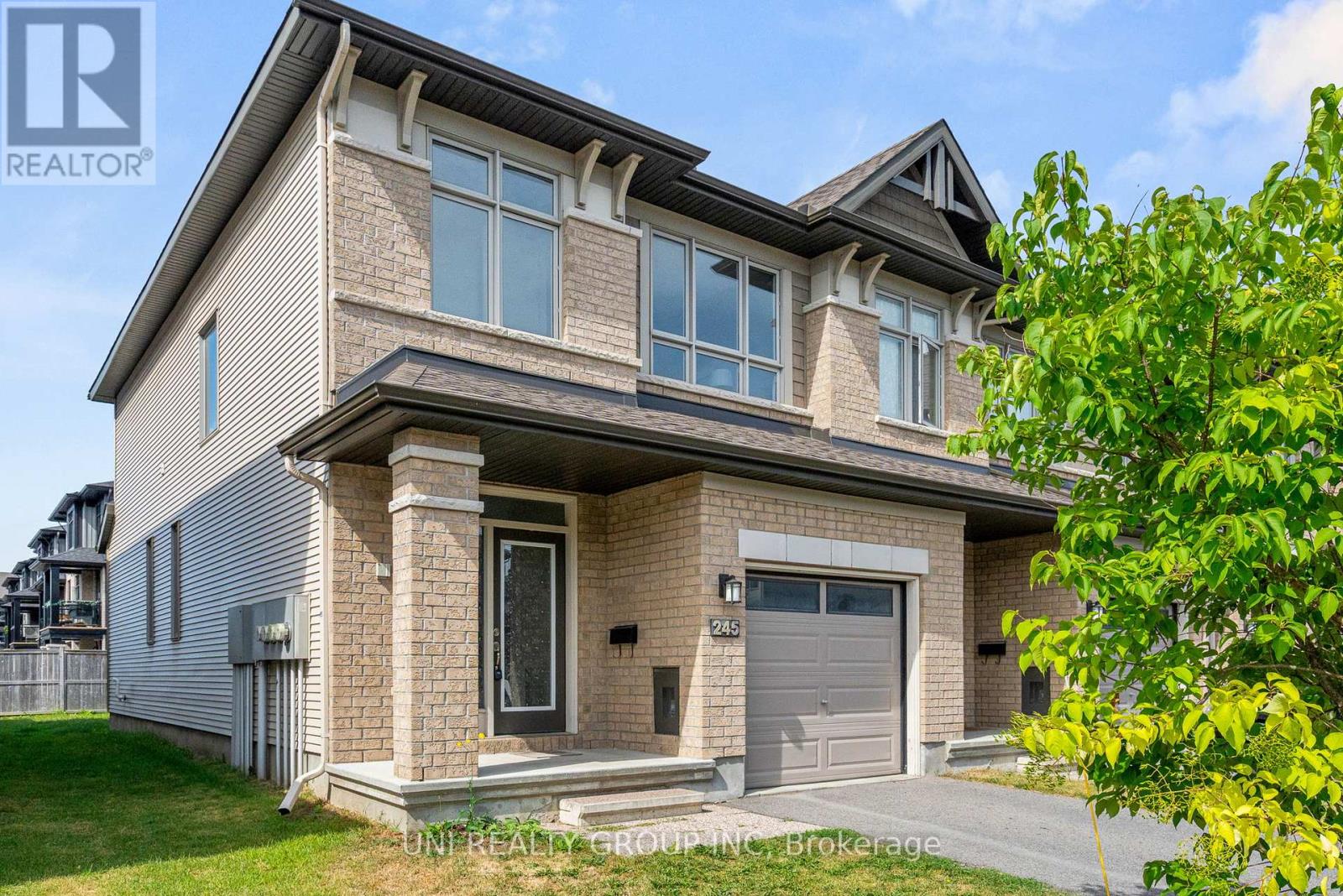 245 DOLCE CRESCENT