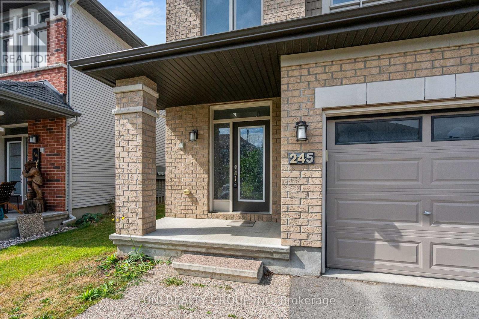 245 DOLCE CRESCENT