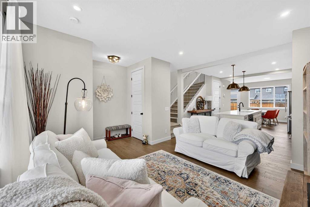 921 Cobblemore Common SW