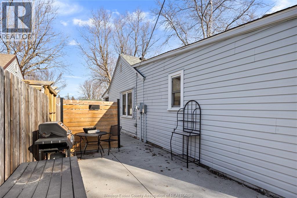 37 RICHARDSON AVENUE