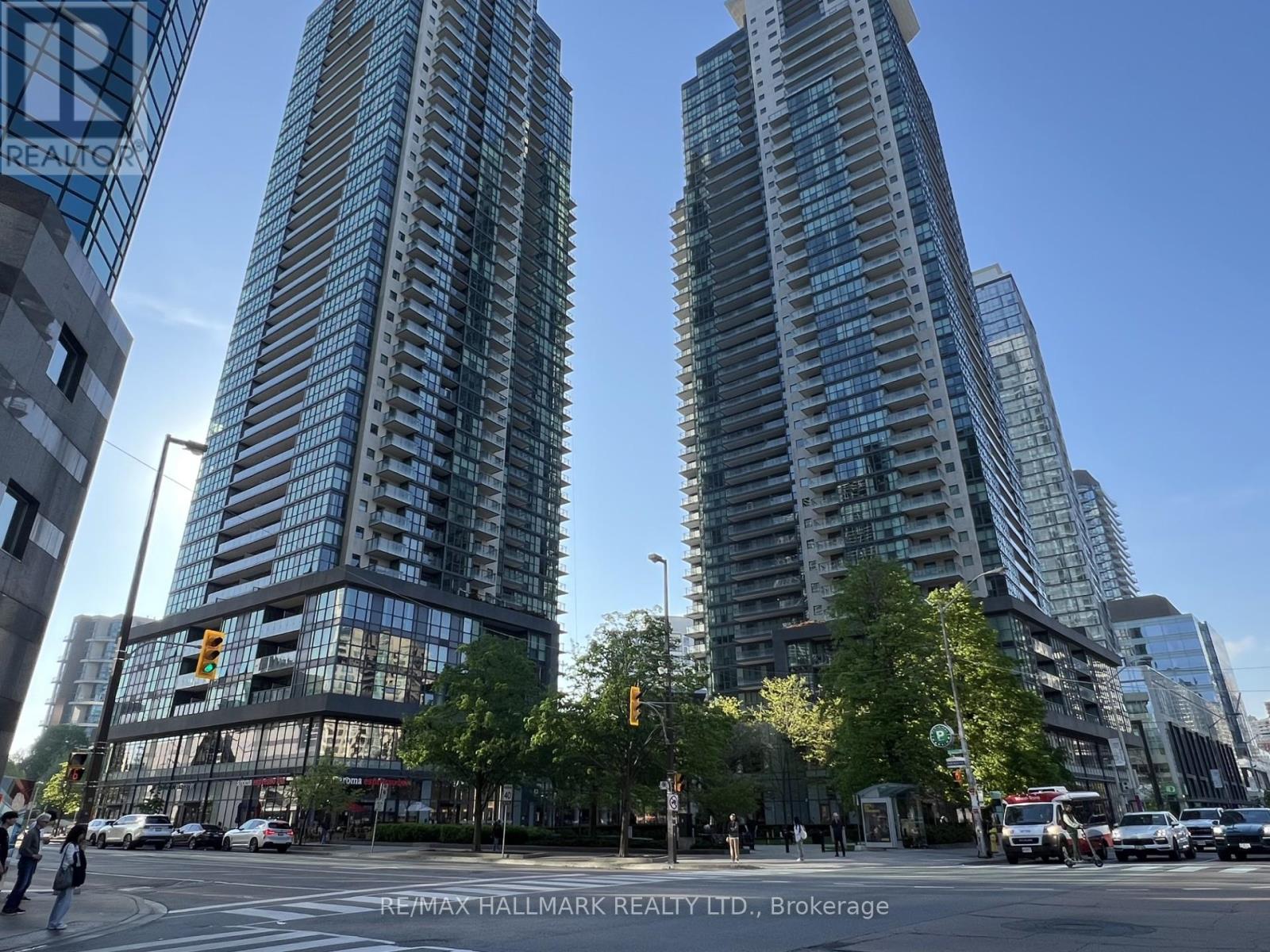 Photo 1 of 15 — 607 - 5162 YONGE STREET Unit 607, Toronto (Willowdale West), ON M2N0E9