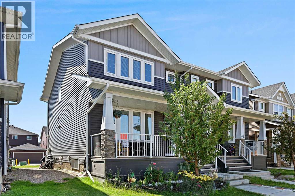 653 Redstone Drive NE