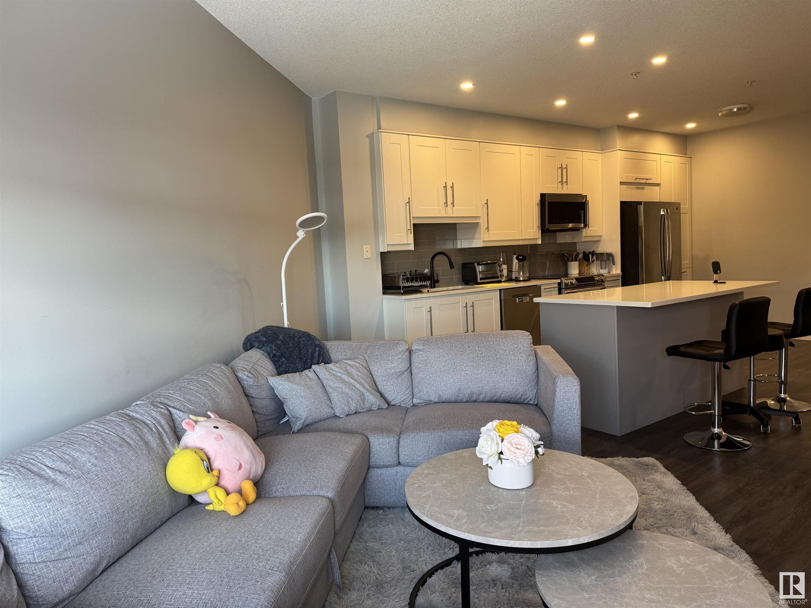 #405 263 MACEWAN RD SW