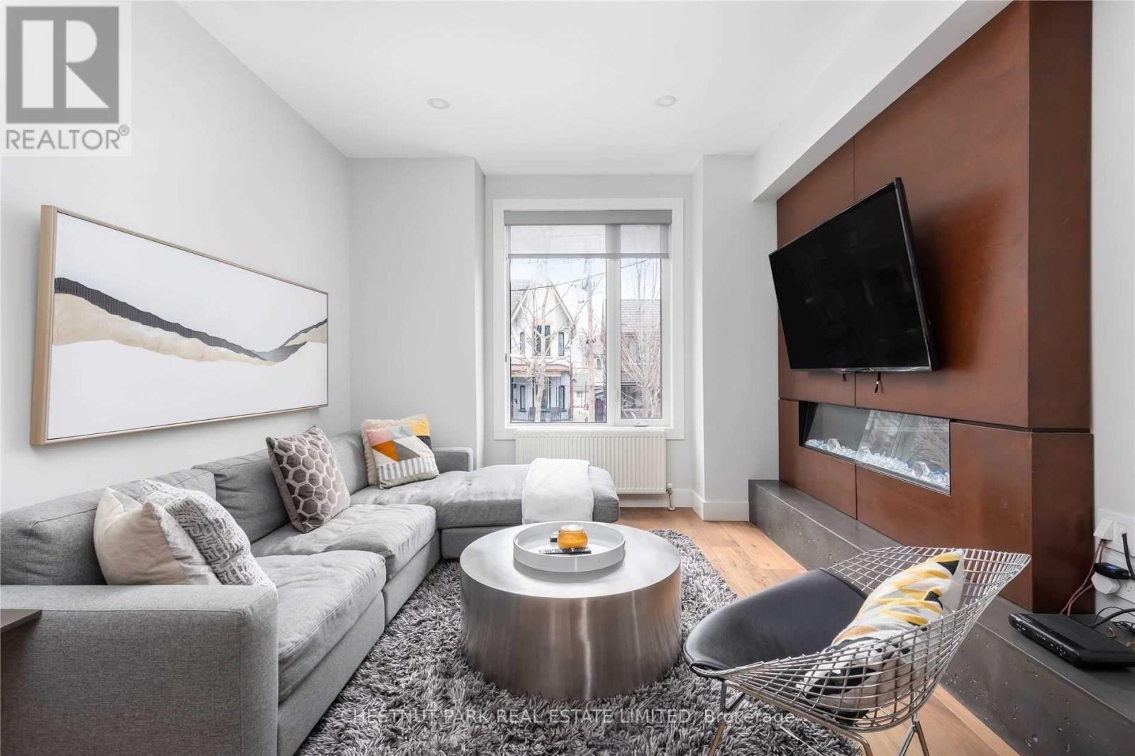 UPPER - 132 SHAW STREET