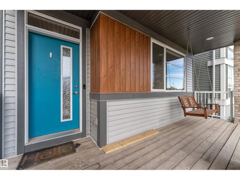 176 CHARLESWORTH DR SW Edmonton AB T6X2W5