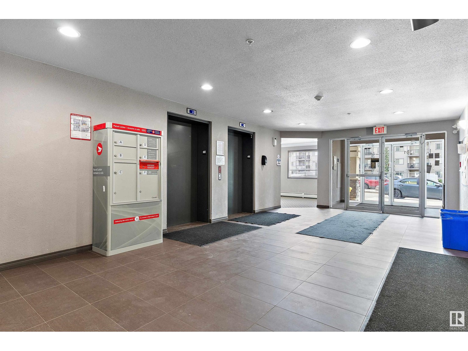 #335 301 CLAREVIEW STATTION DR NW