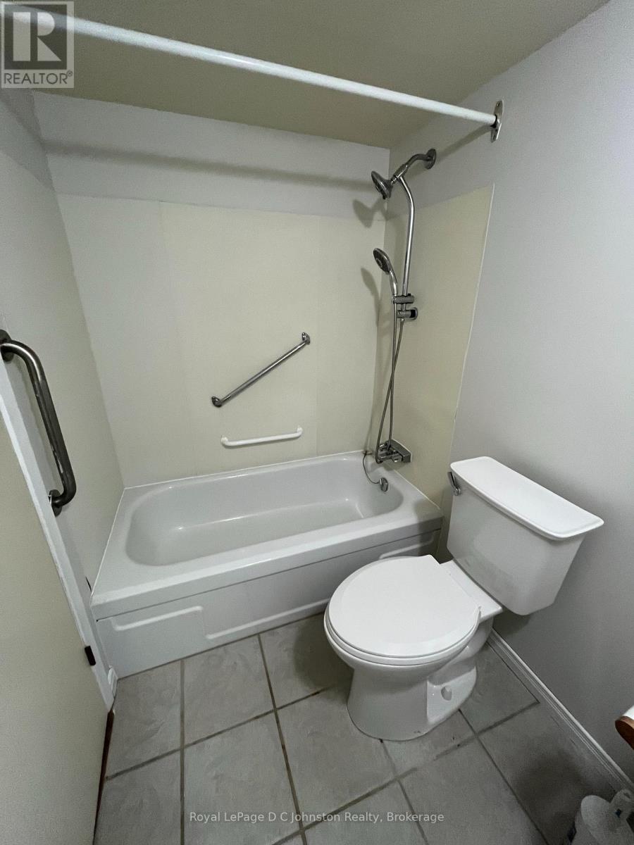 306 - 229 ADELAIDE STREET