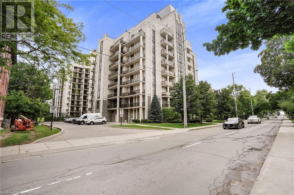 90 CHARLTON Avenue W Unit# 304