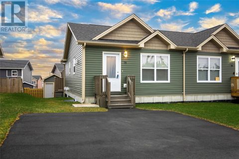 28 Larsen Street Mount Pearl NF A1N0J4