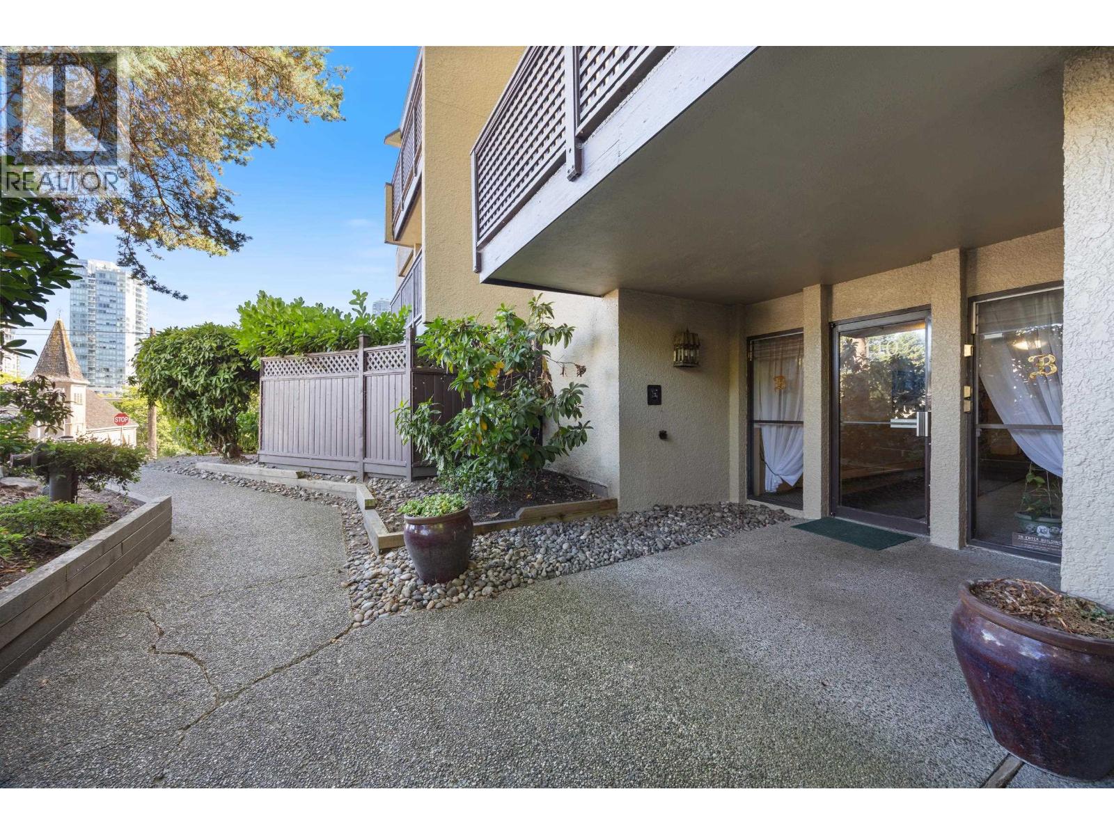 306 110 SEVENTH STREET