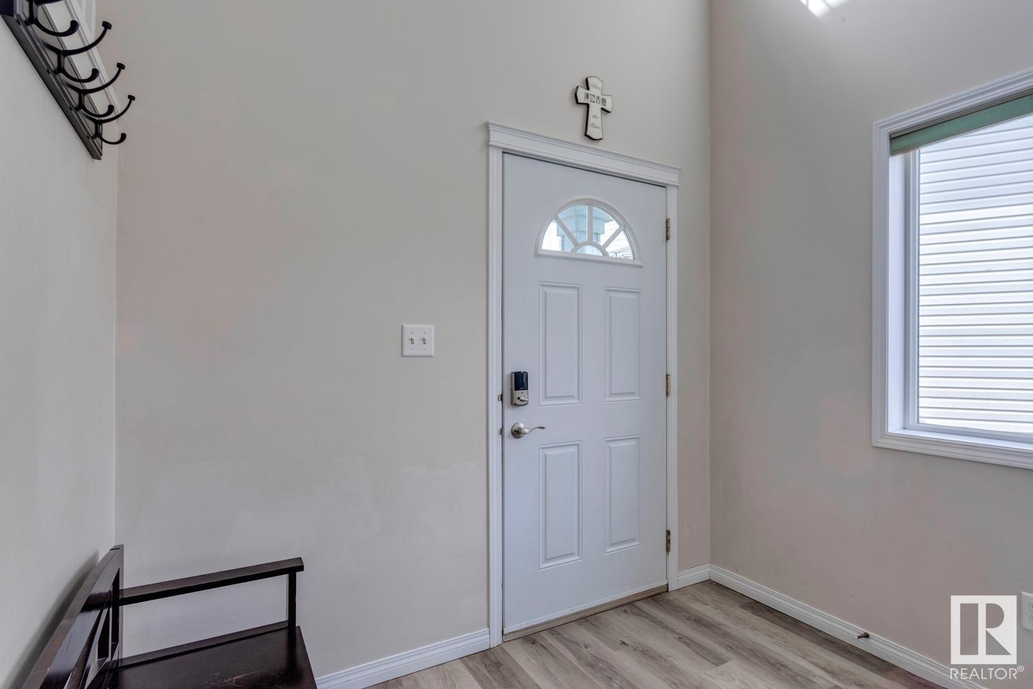 17940 90 ST NW