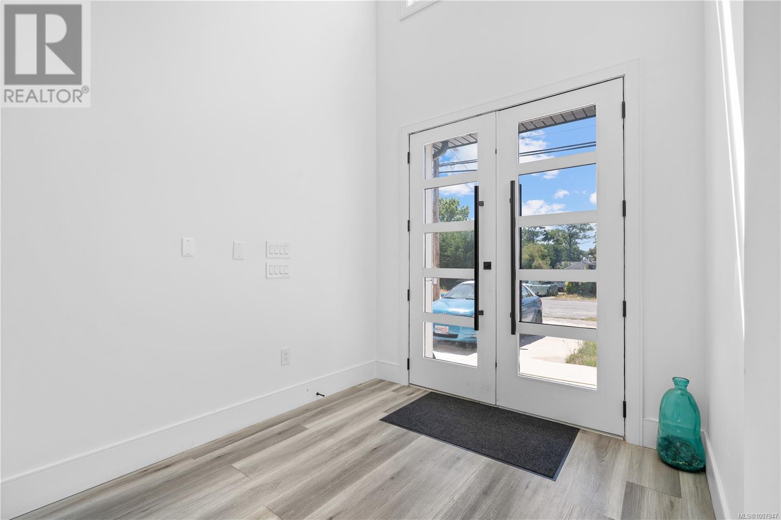 146 Cadillac Ave